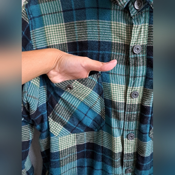 Men's Old Mill Thick Button Up Green and Blue Plaid Jacket - Picture 2 of 13